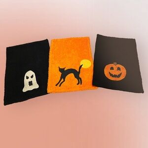*Lot/3 𝑯𝒂𝒏𝒅𝒎𝒂𝒅𝒆 Halloween Hand Towels